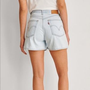 Levis size 28 High Loose Shorts- Light wash.